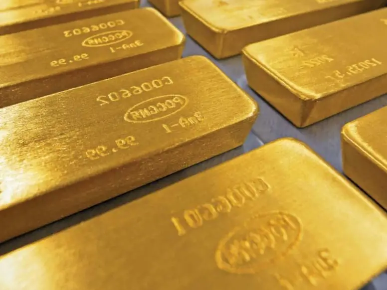 Gold Prices Take a Dip: Implications for the Economic Landscape